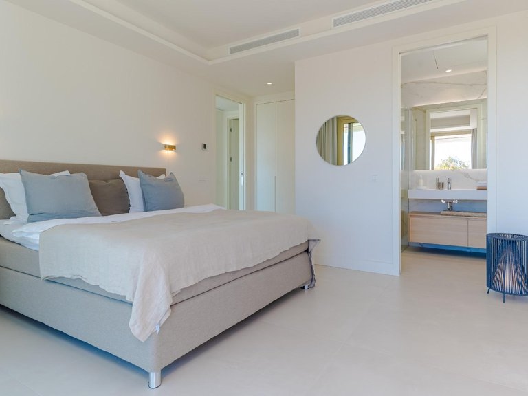 Apartment for Sale in Marbella, Malaga 68