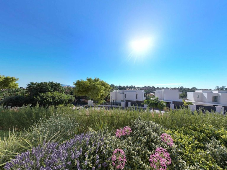 Town House for Sale in Estepona, Malaga 12