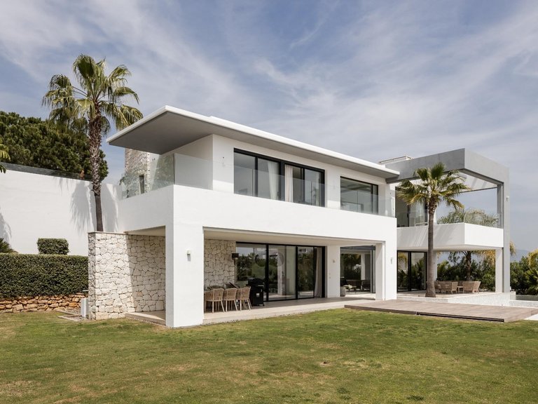 Villa for Sale in Benahavis, Malaga 1