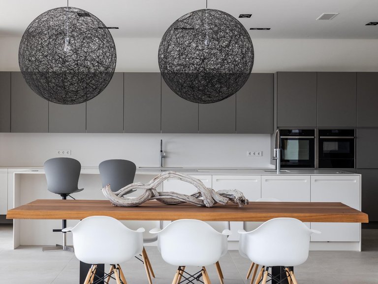 Villa for Sale in Benahavis, Malaga 11