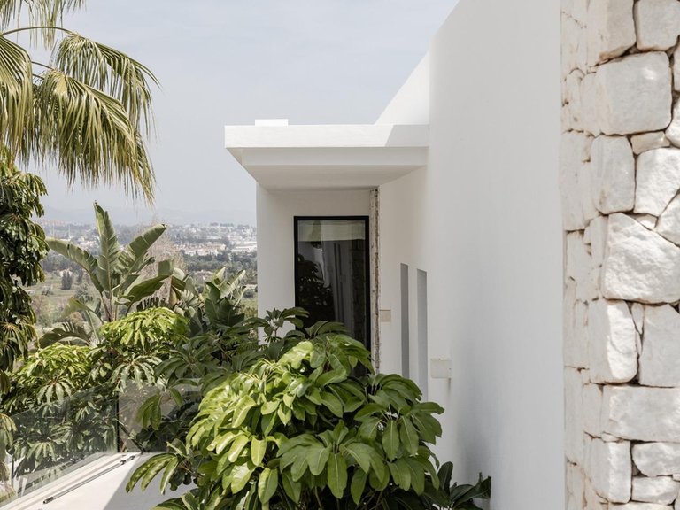 Villa for Sale in Benahavis, Malaga 40