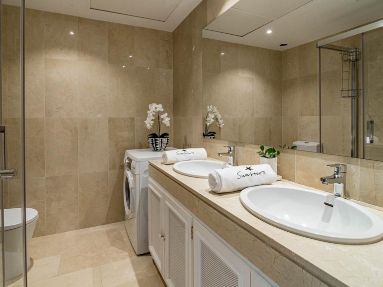 Town House for Sale in Marbella, Malaga 30