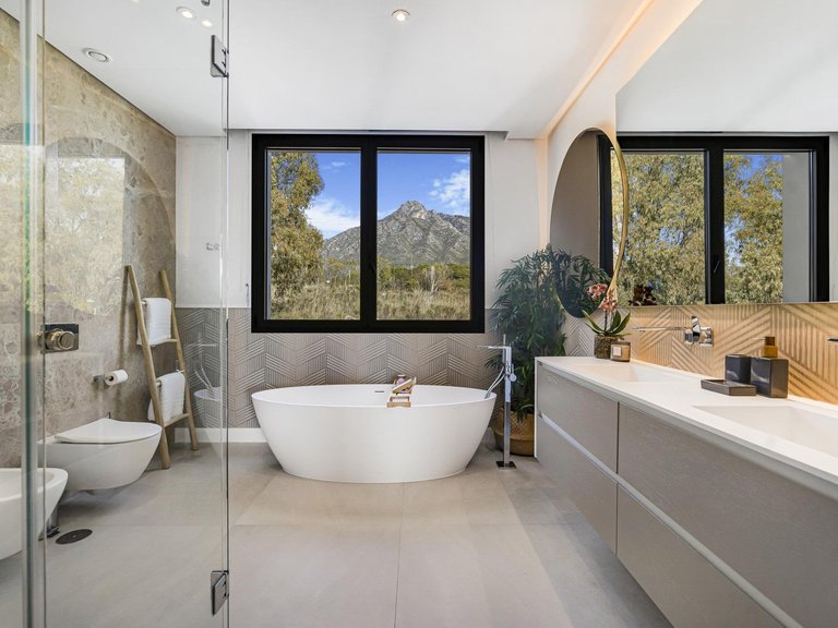 Apartment for Sale in Marbella, Malaga 53