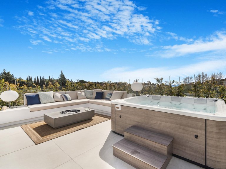 Apartment for Sale in Marbella, Malaga 55