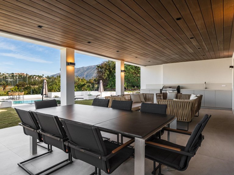 Villa for Sale in Marbella, Malaga 12