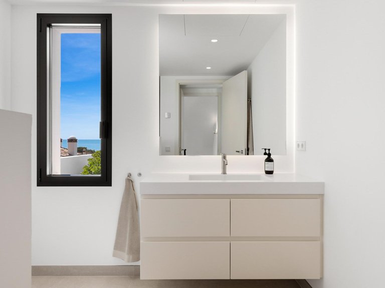Apartment for Sale in Marbella, Malaga 56