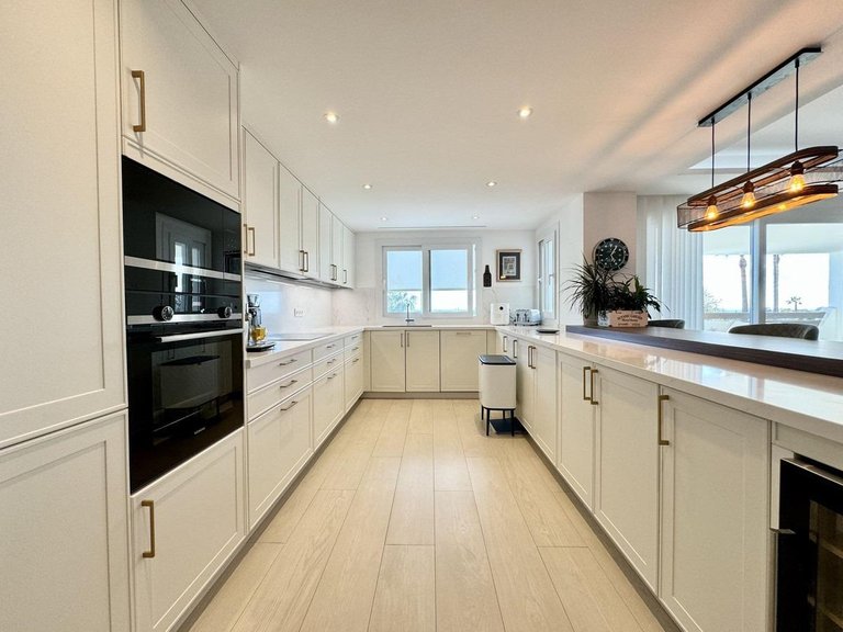 Apartment for Sale in Estepona, Malaga 14