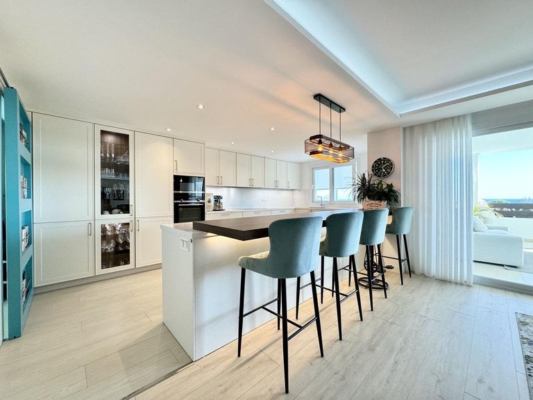 Apartment for Sale in Estepona, Malaga 8