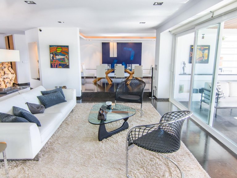 Villa for Sale in Marbella, Malaga 3