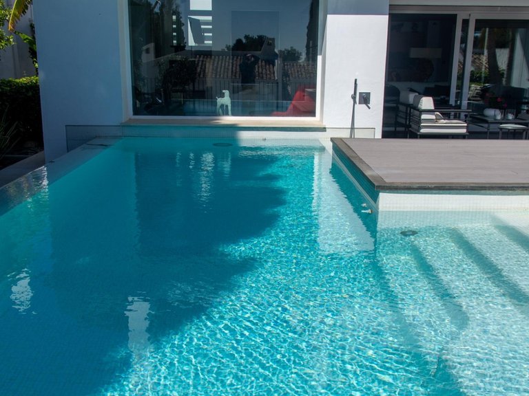 Villa for Sale in Marbella, Malaga 31