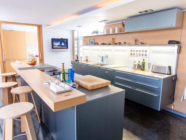 Villa for Sale in Marbella, Malaga 6