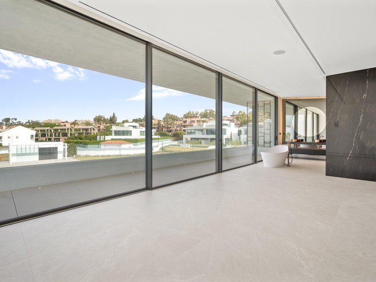 Town House for Sale in Marbella, Malaga 21