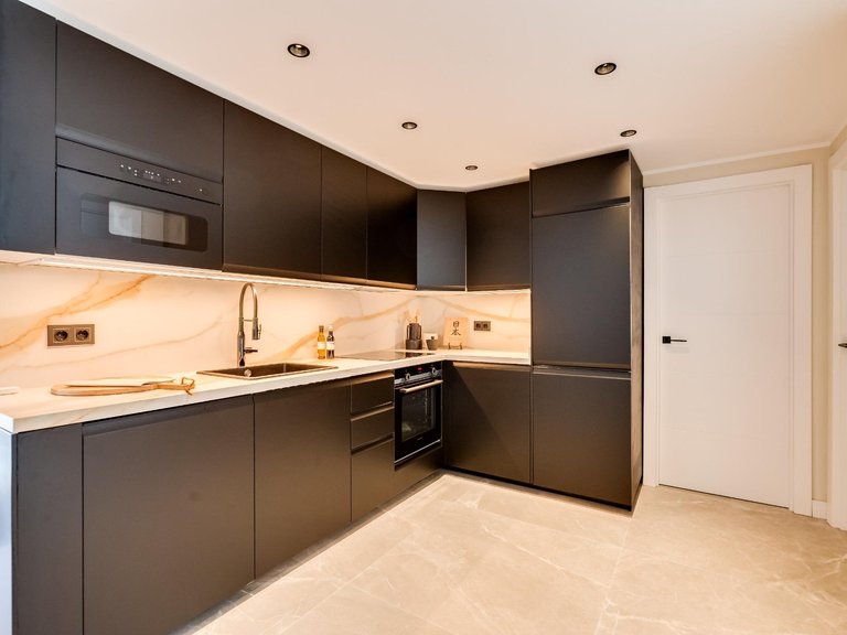 Apartment for Sale in Marbella, Malaga 15