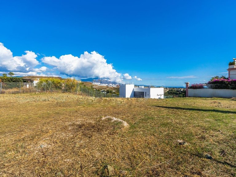 Plot for Sale in Benahavis, Malaga 10