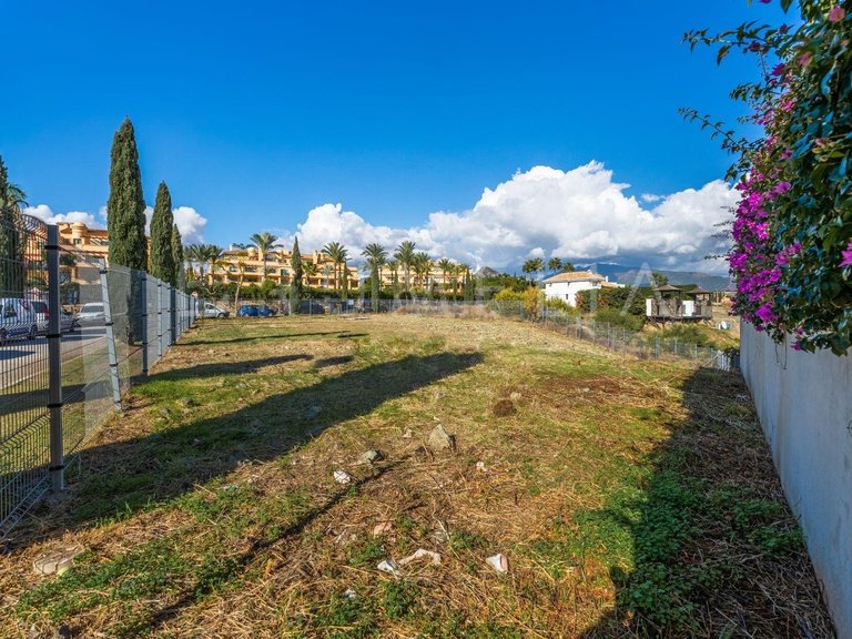 Plot for Sale in Benahavis, Malaga 17