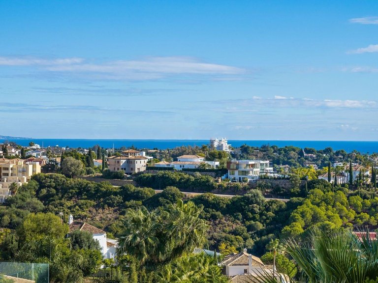 Plot for Sale in Benahavis, Malaga 5