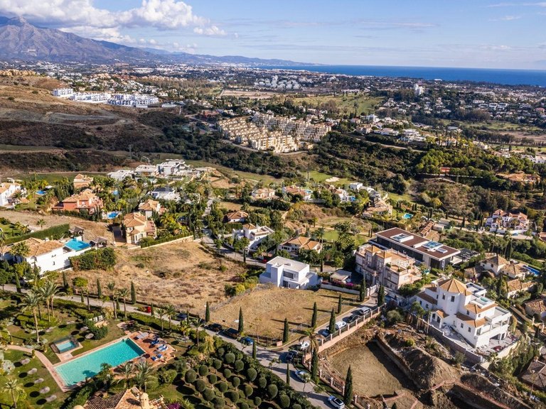 Plot for Sale in Benahavis, Malaga 8