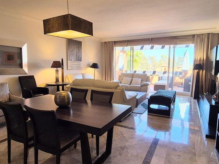 Apartment for Sale in Marbella, Malaga 30