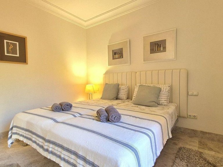 Apartment for Sale in Marbella, Malaga 43