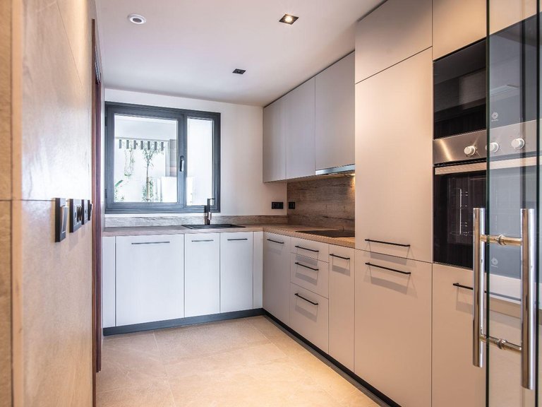 Apartment for Sale in Marbella, Malaga 11