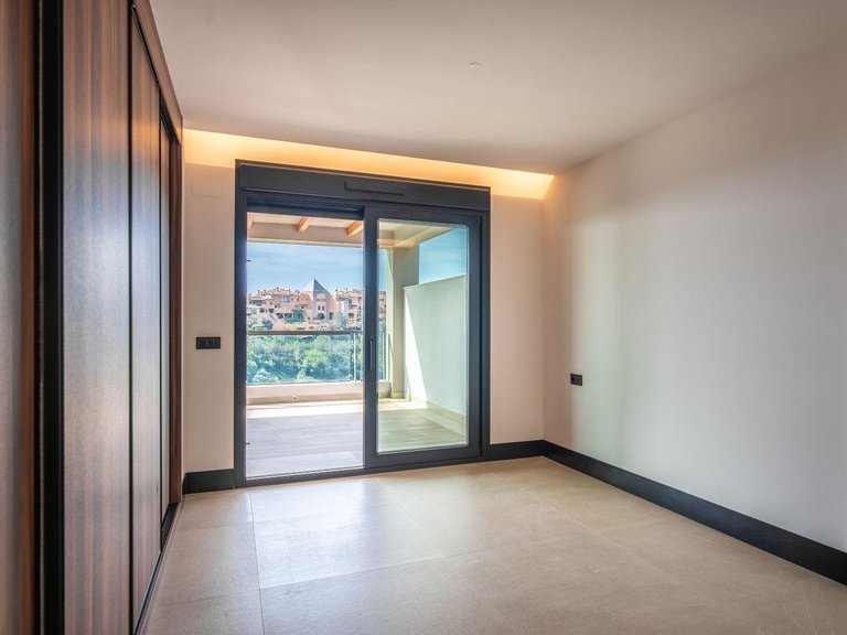 Apartment for Sale in Marbella, Malaga 7