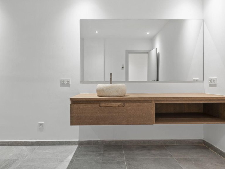 Apartment for Sale in Marbella, Malaga 59