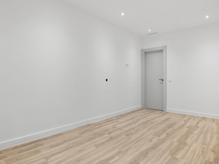 Apartment for Sale in Marbella, Malaga 70