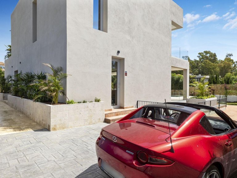 Apartment for Sale in Marbella, Malaga 73