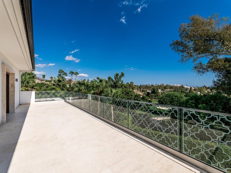 Villa for Sale in Marbella, Malaga 13
