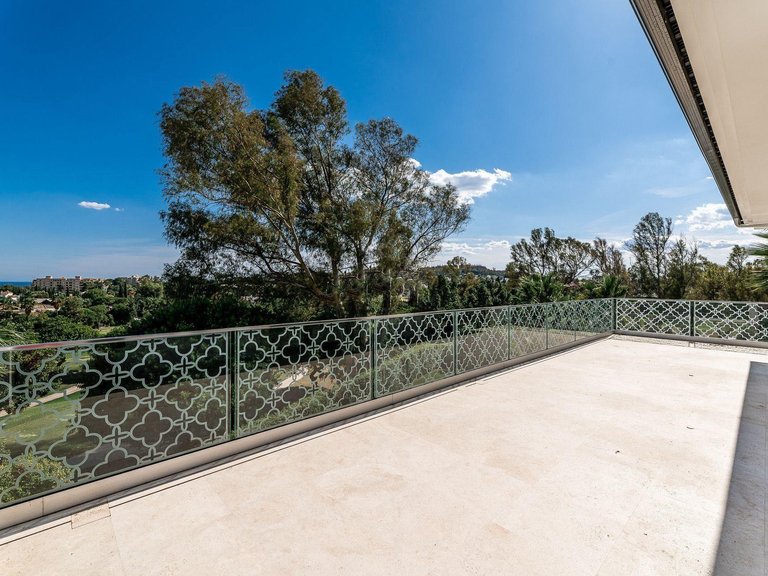 Villa for Sale in Marbella, Malaga 23