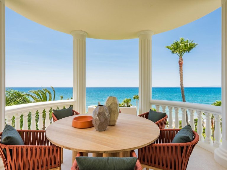 Apartment for Sale in Estepona, Malaga 1