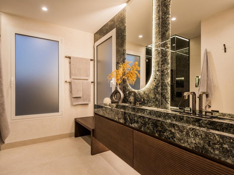 Apartment for Sale in Estepona, Malaga 36