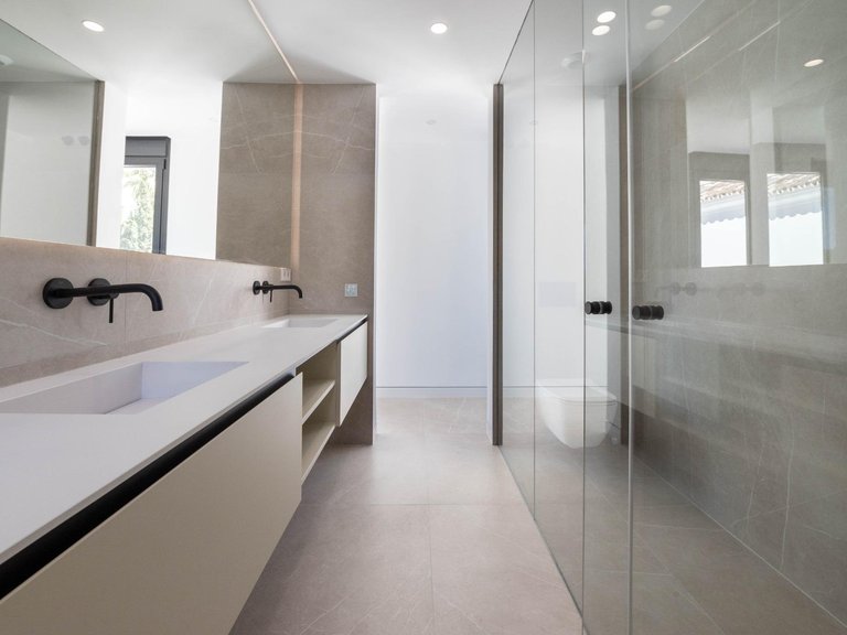 Apartment for Sale in Benahavis, Malaga 75