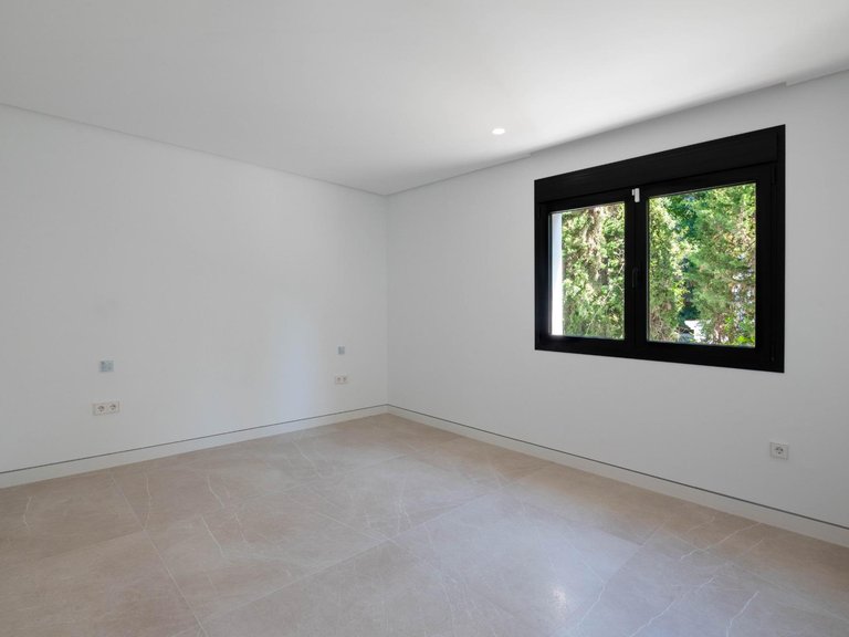 Apartment for Sale in Benahavis, Malaga 88