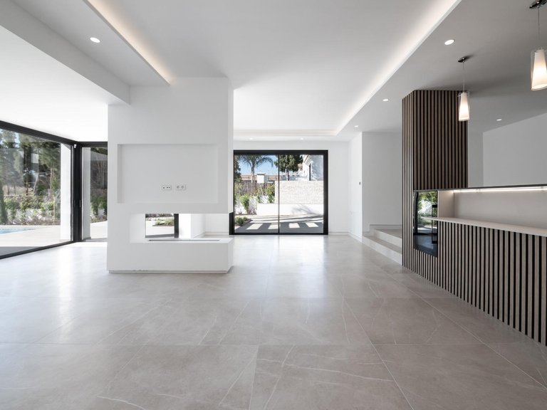 Apartment for Sale in Benahavis, Malaga 94