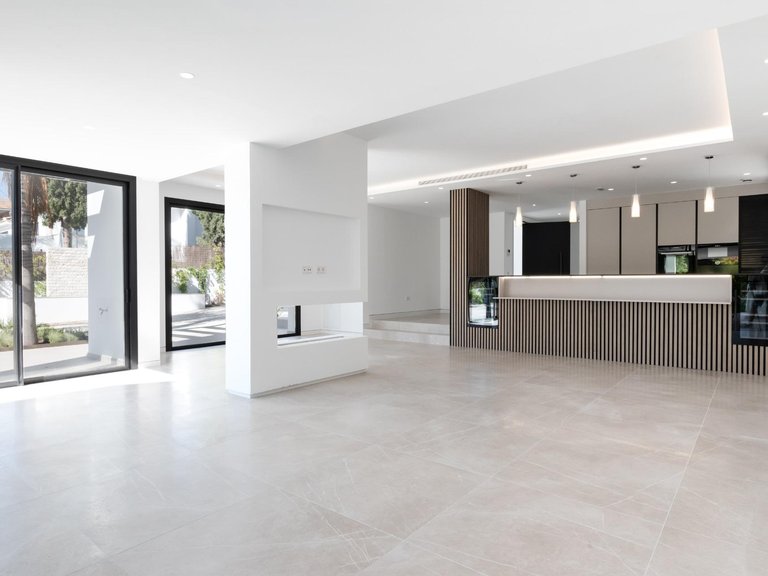Apartment for Sale in Benahavis, Malaga 98