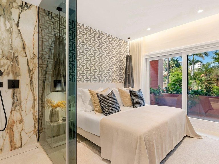 Apartment for Sale in Estepona, Malaga 28