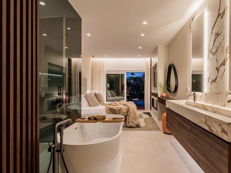 Apartment for Sale in Estepona, Malaga 40