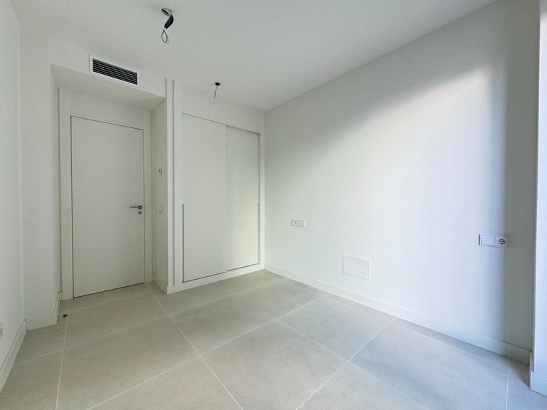 Apartment for Sale in Fuengirola, Malaga 15