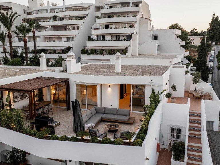 Apartment for Sale in Marbella, Malaga 1