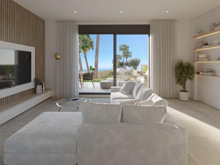 Town House for Sale in San Roque, Cadiz 6