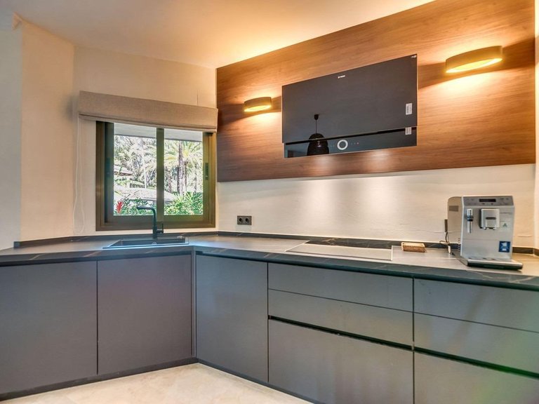 Apartment for Sale in Marbella, Malaga 13