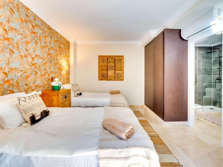 Apartment for Sale in Marbella, Malaga 24