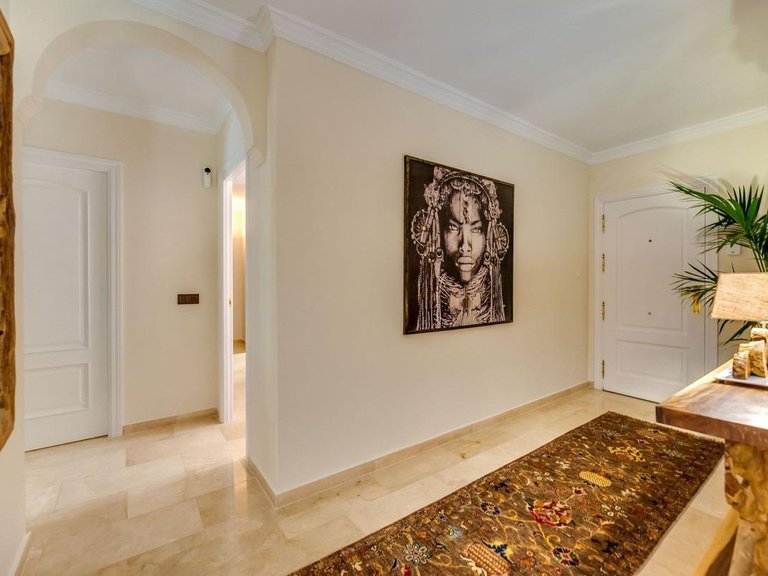 Apartment for Sale in Marbella, Malaga 27