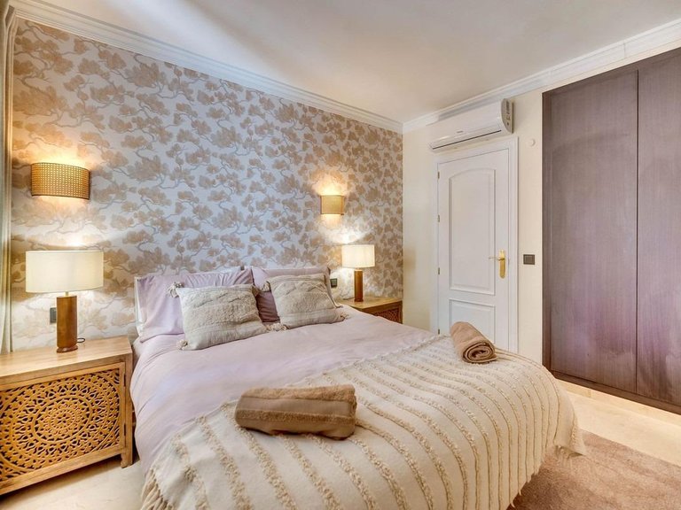 Apartment for Sale in Marbella, Malaga 29