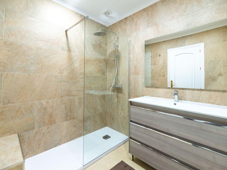 Apartment for Sale in Marbella, Malaga 36