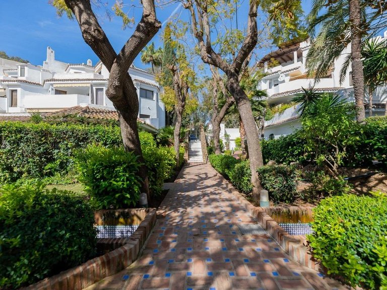 Apartment for Sale in Marbella, Malaga 69