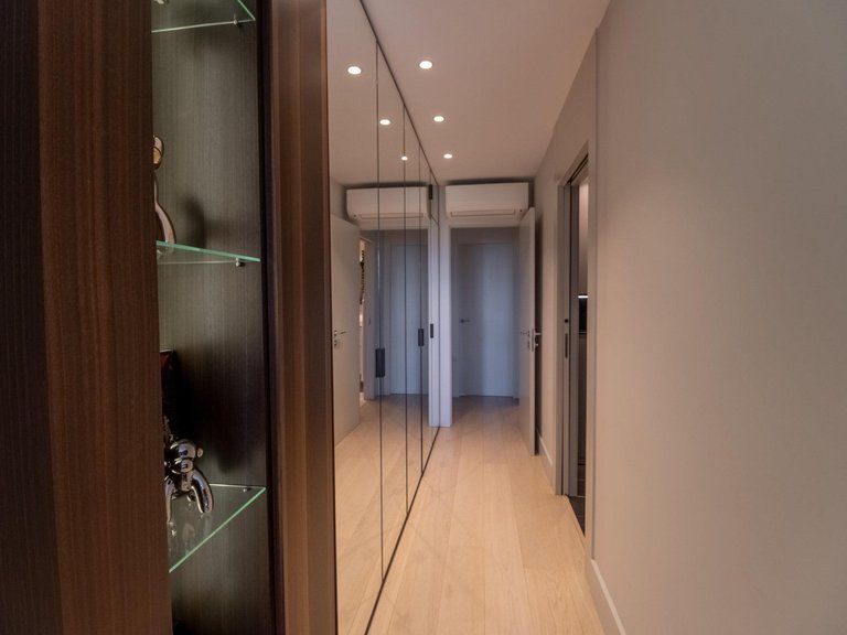 Apartment for Sale in Marbella, Malaga 25