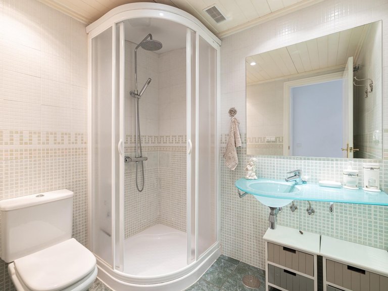 Apartment for Sale in Benahavis, Malaga 16