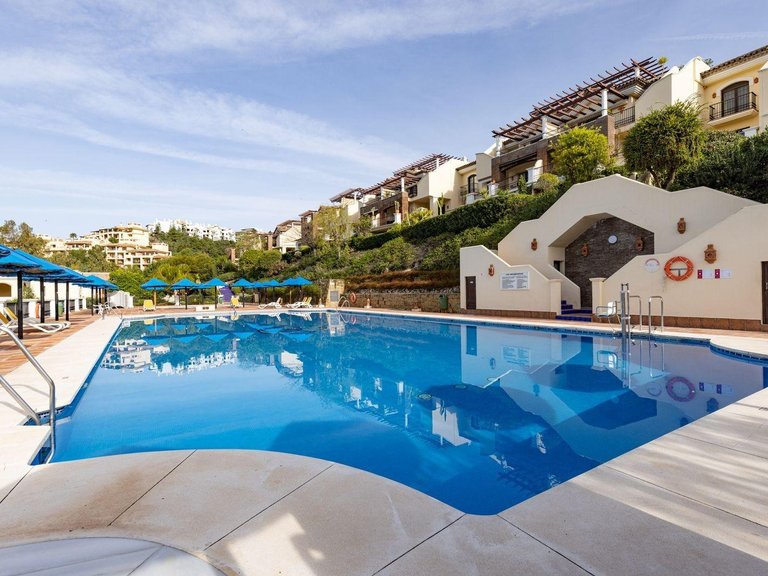 Apartment for Sale in Benahavis, Malaga 23